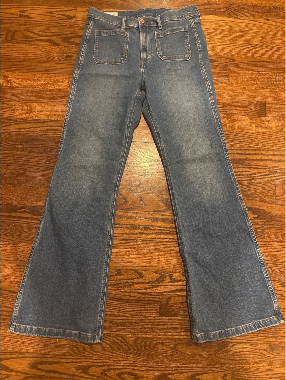 Gap ‘70s High Rose Flare Size 31